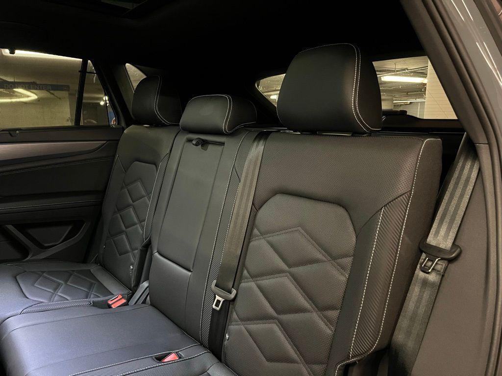 new 2026 Volkswagen Atlas Cross Sport car, priced at $49,152
