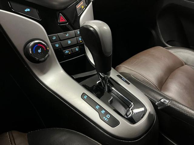 used 2015 Chevrolet Cruze car, priced at $7,000