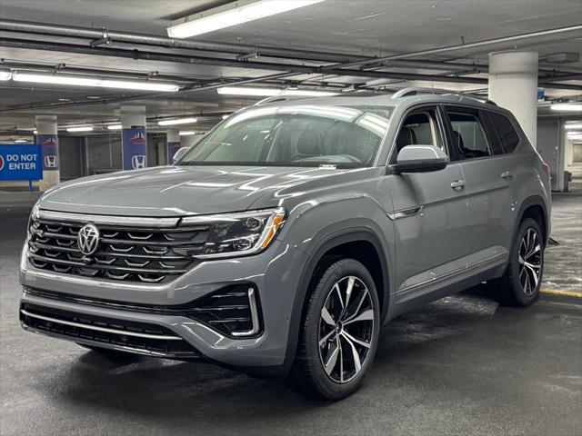 new 2025 Volkswagen Atlas car, priced at $52,840