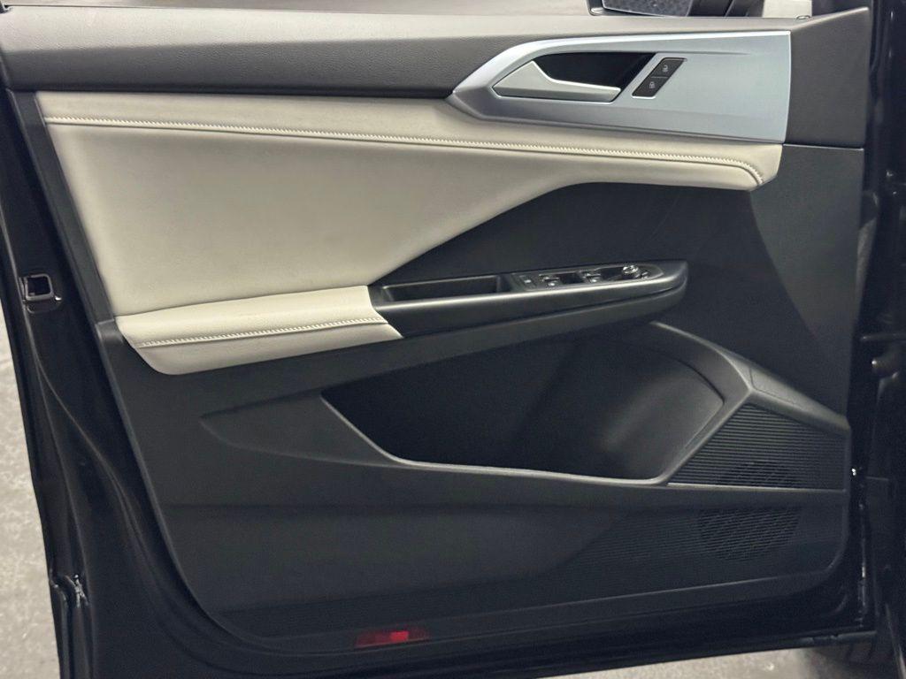 new 2025 Volkswagen Taos car, priced at $32,159