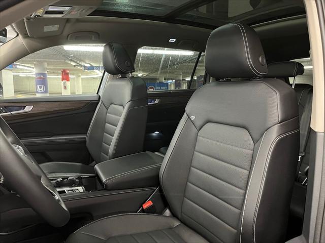 new 2025 Volkswagen Atlas car, priced at $46,328