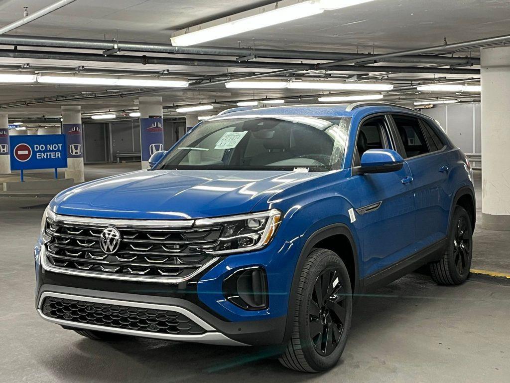 new 2025 Volkswagen Atlas Cross Sport car, priced at $41,032