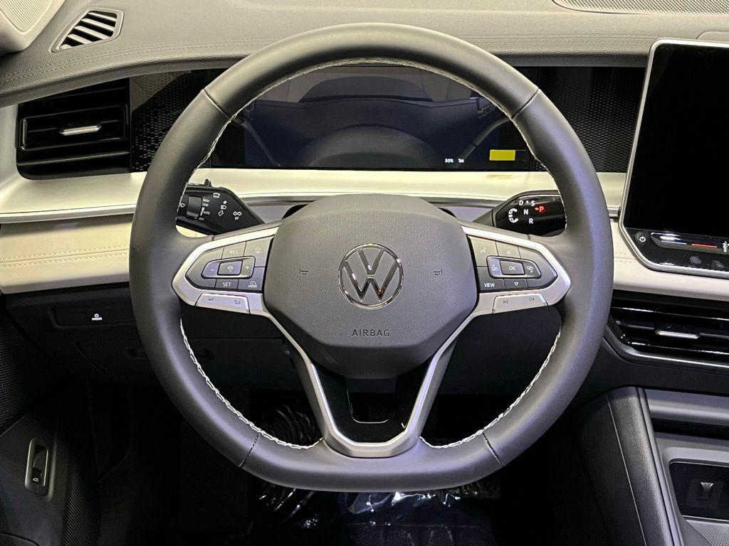 new 2025 Volkswagen Tiguan car, priced at $34,794