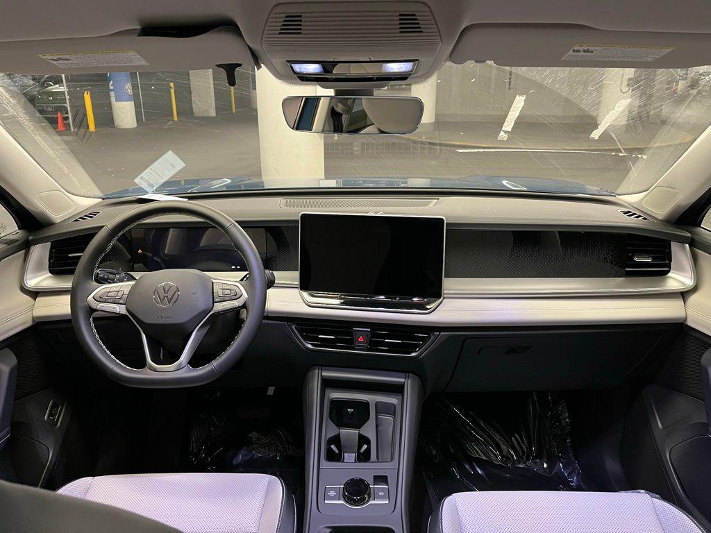 new 2025 Volkswagen Tiguan car, priced at $34,794