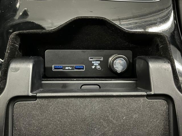 used 2020 Land Rover Range Rover car, priced at $44,000