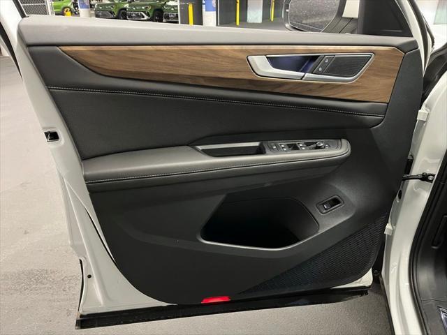 new 2025 Volkswagen Atlas car, priced at $44,475