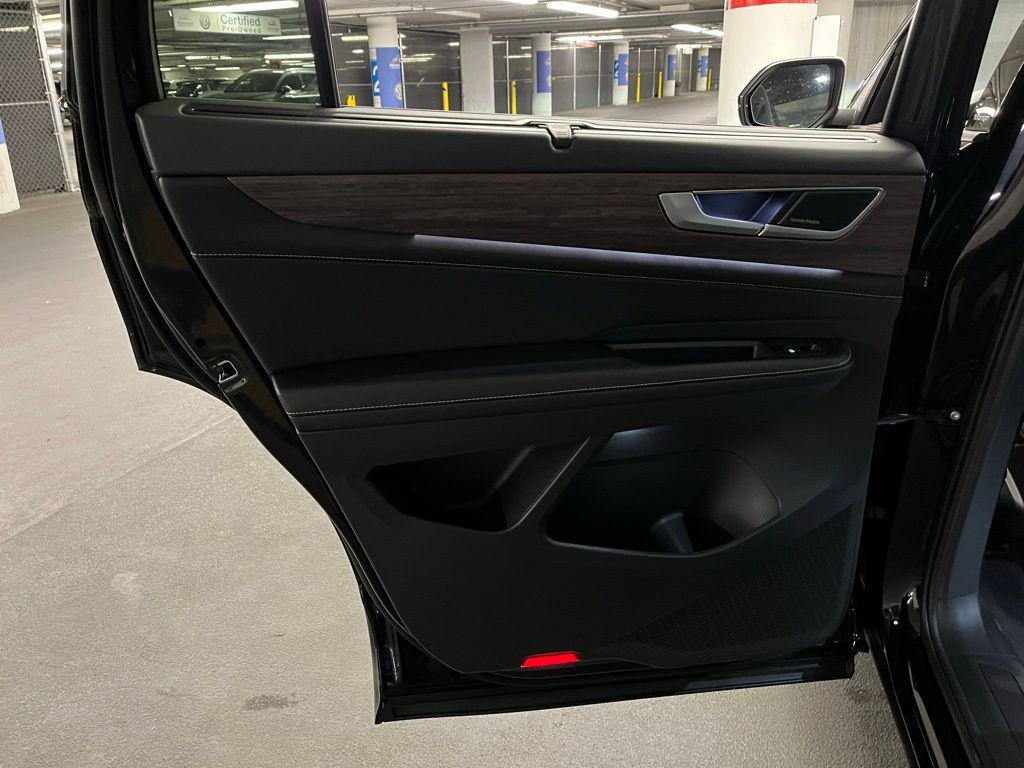 new 2026 Volkswagen Atlas car, priced at $58,173