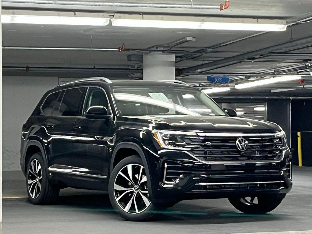new 2026 Volkswagen Atlas car, priced at $58,173