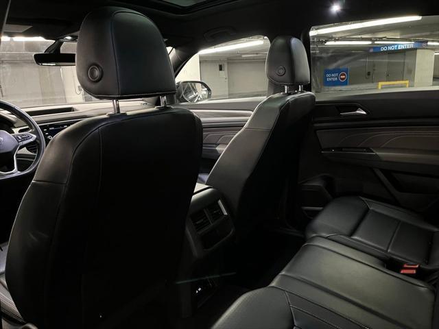 used 2022 Volkswagen Atlas Cross Sport car, priced at $25,500