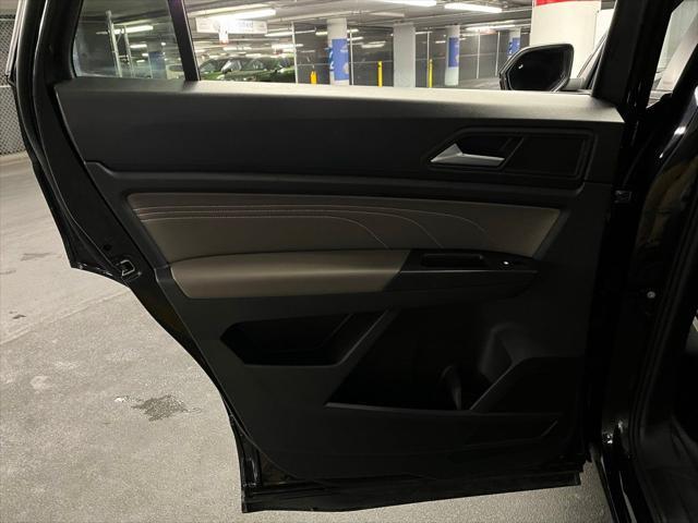 used 2022 Volkswagen Atlas Cross Sport car, priced at $25,500