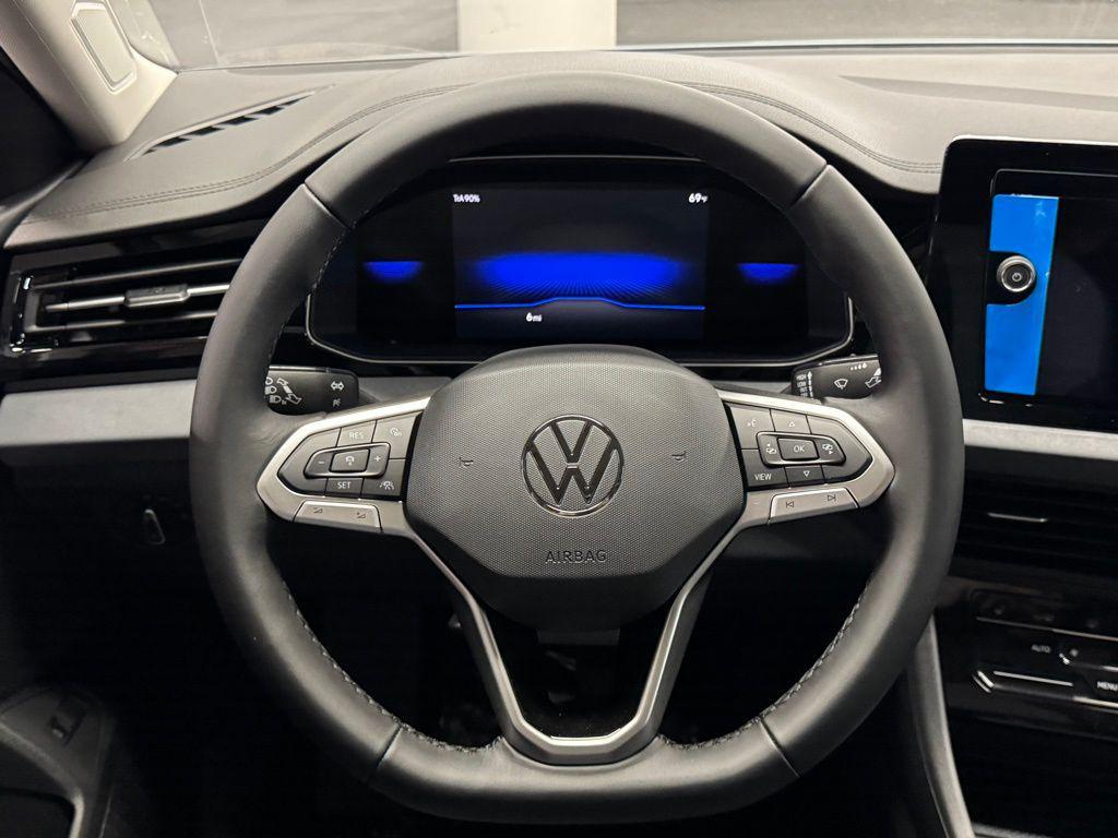 new 2025 Volkswagen Jetta car, priced at $25,000