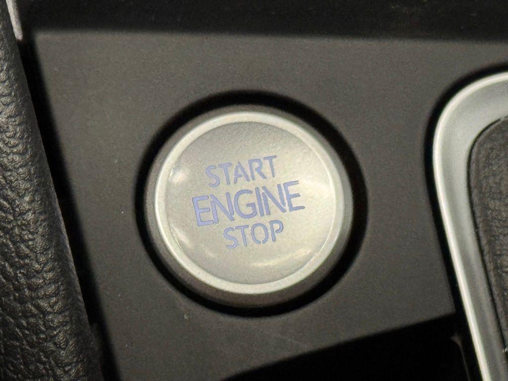 new 2025 Volkswagen Jetta car, priced at $25,000