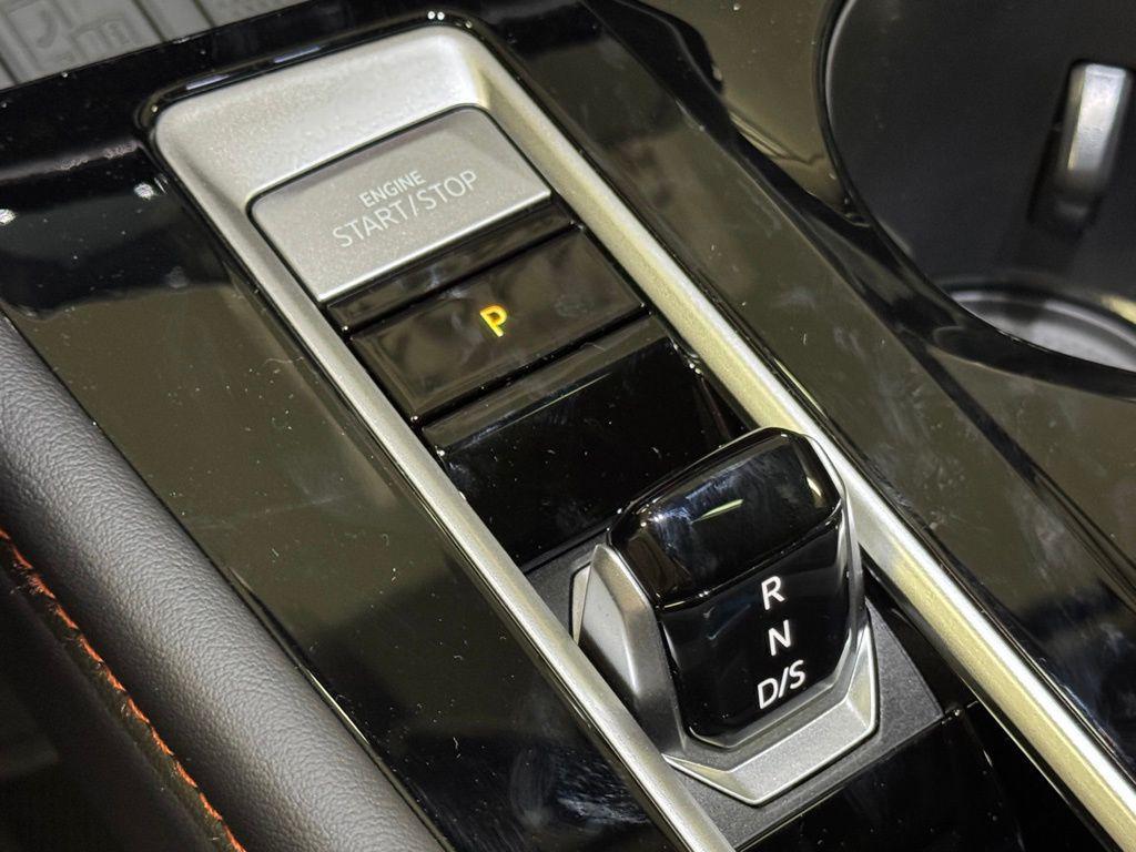 new 2025 Volkswagen Atlas car, priced at $41,963