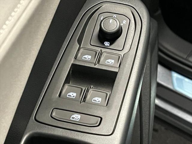 new 2025 Volkswagen Taos car, priced at $30,362