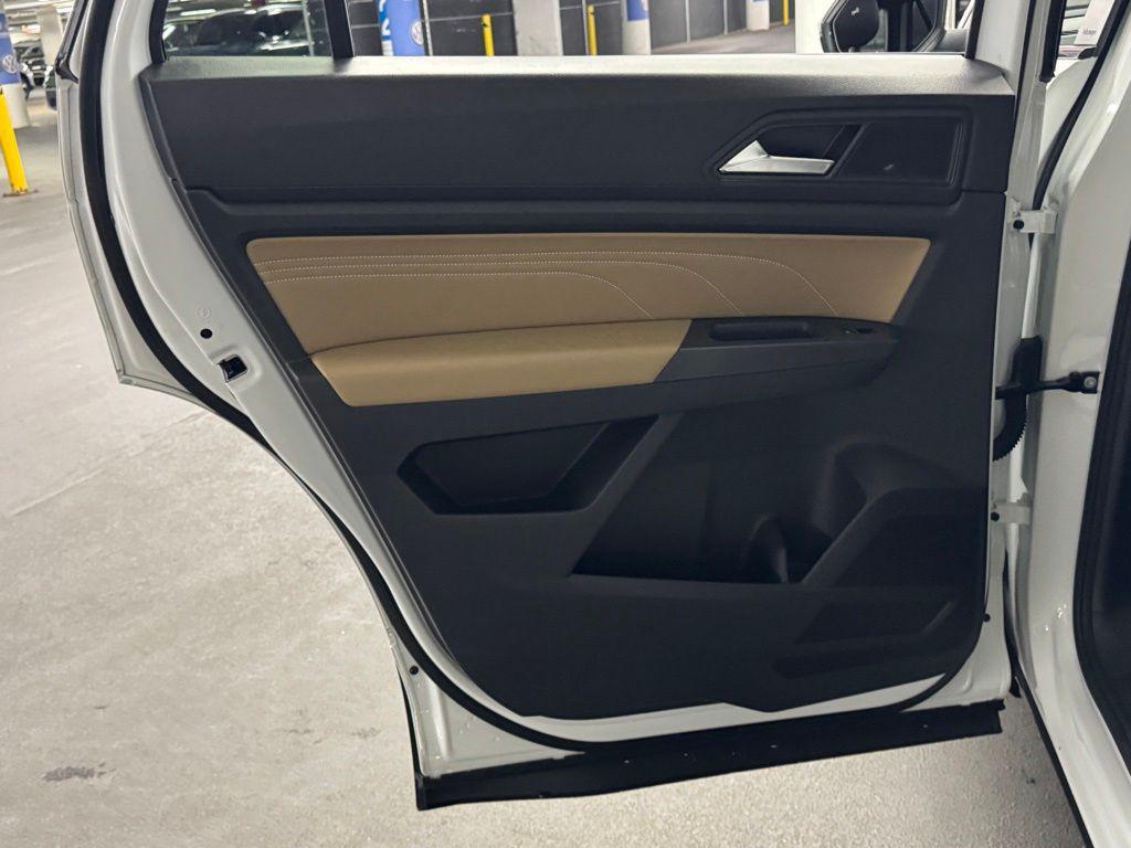 used 2021 Volkswagen Atlas Cross Sport car, priced at $25,000