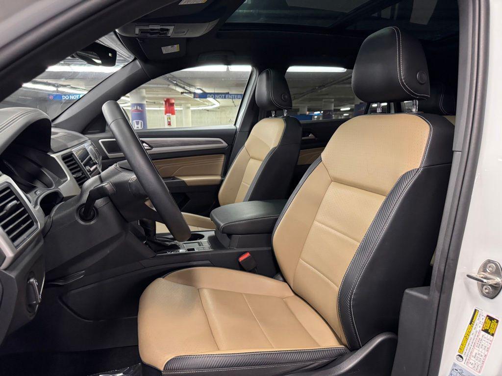 used 2021 Volkswagen Atlas Cross Sport car, priced at $25,000