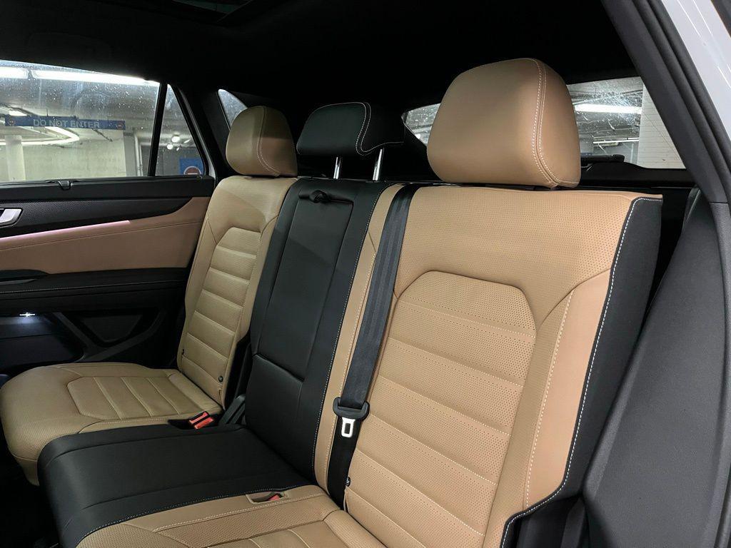 new 2026 Volkswagen Atlas Cross Sport car, priced at $53,534