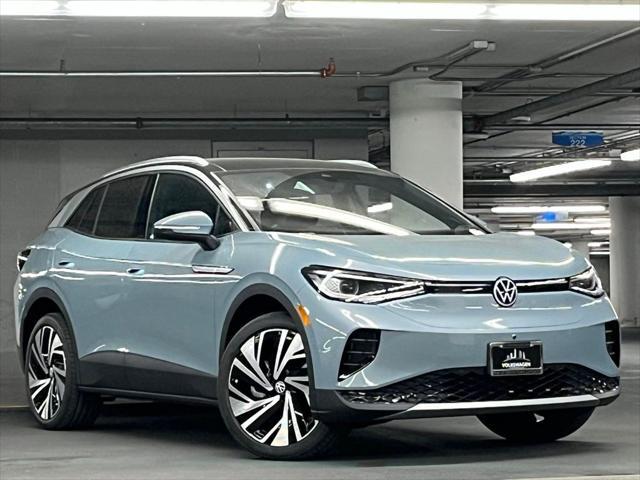 new 2025 Volkswagen ID.4 car, priced at $54,680