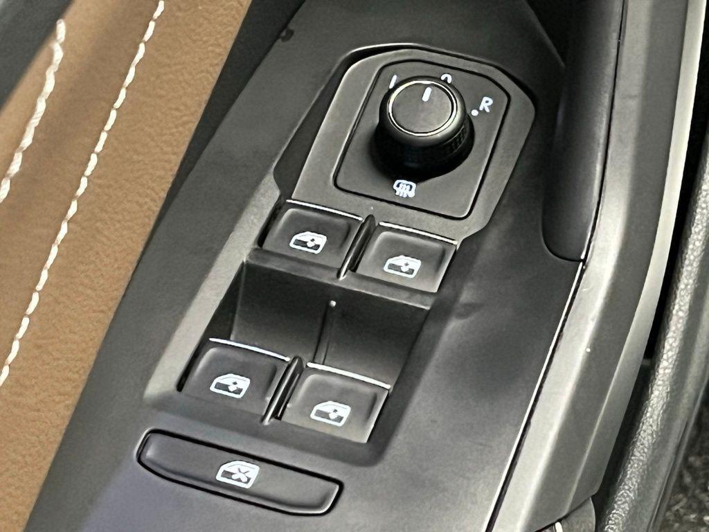 new 2025 Volkswagen Jetta car, priced at $28,442