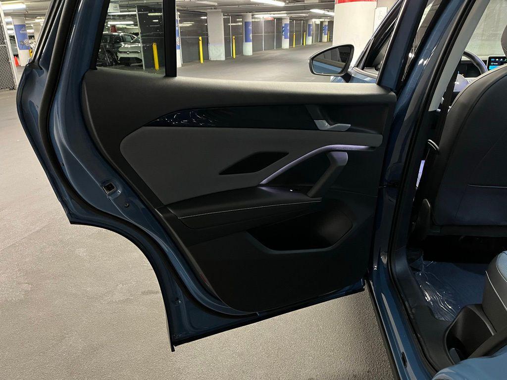 new 2026 Volkswagen Tiguan car, priced at $39,416