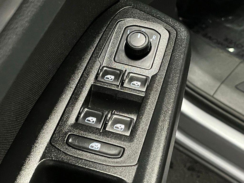 used 2020 Volkswagen Atlas Cross Sport car, priced at $18,750