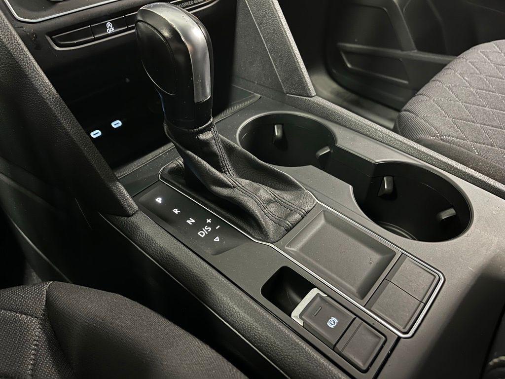 used 2020 Volkswagen Atlas Cross Sport car, priced at $18,750
