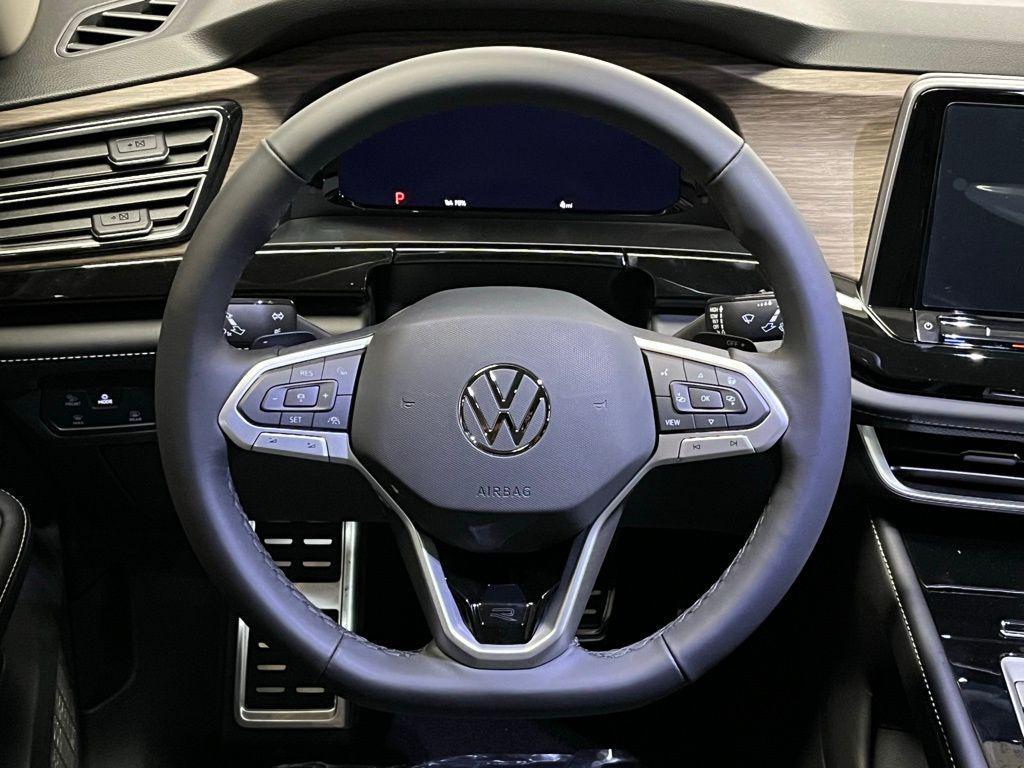 new 2025 Volkswagen Atlas car, priced at $49,785
