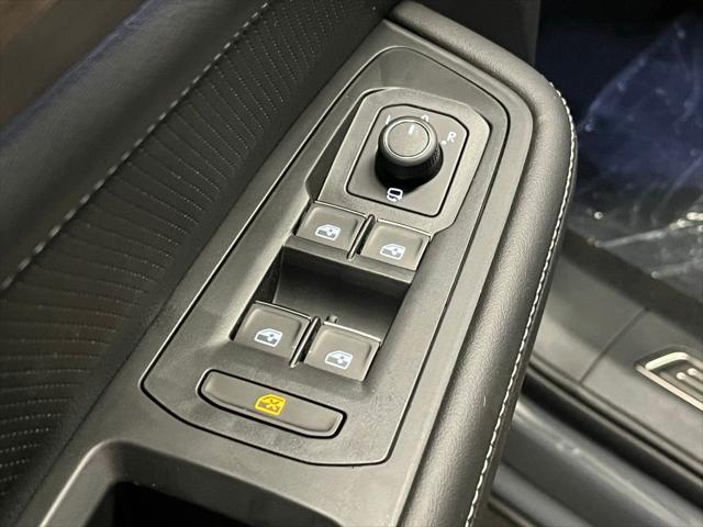 new 2025 Volkswagen Atlas car, priced at $51,285