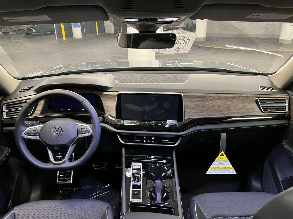 new 2025 Volkswagen Atlas car, priced at $49,785