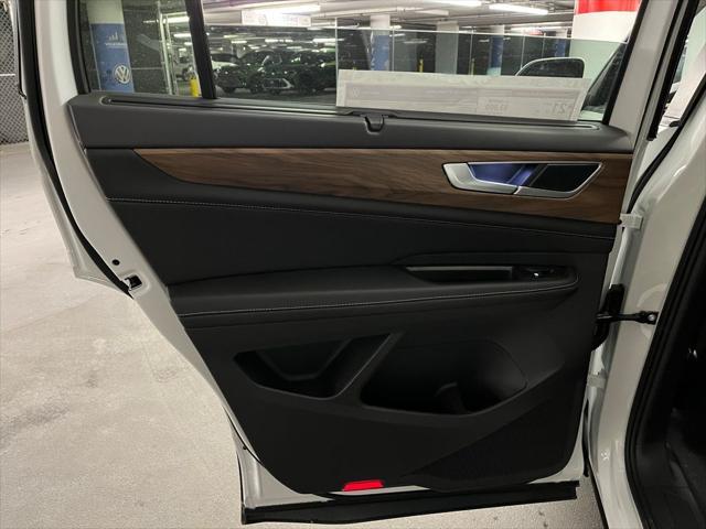 new 2025 Volkswagen Atlas car, priced at $41,477