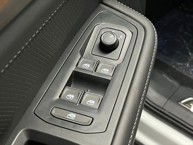 new 2025 Volkswagen Atlas car, priced at $41,477