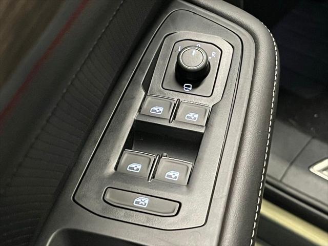 new 2025 Volkswagen Atlas car