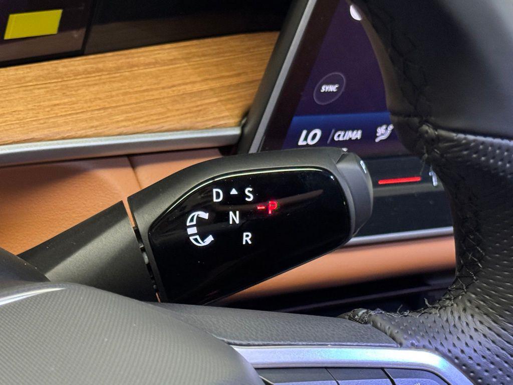 new 2025 Volkswagen Tiguan car, priced at $42,726