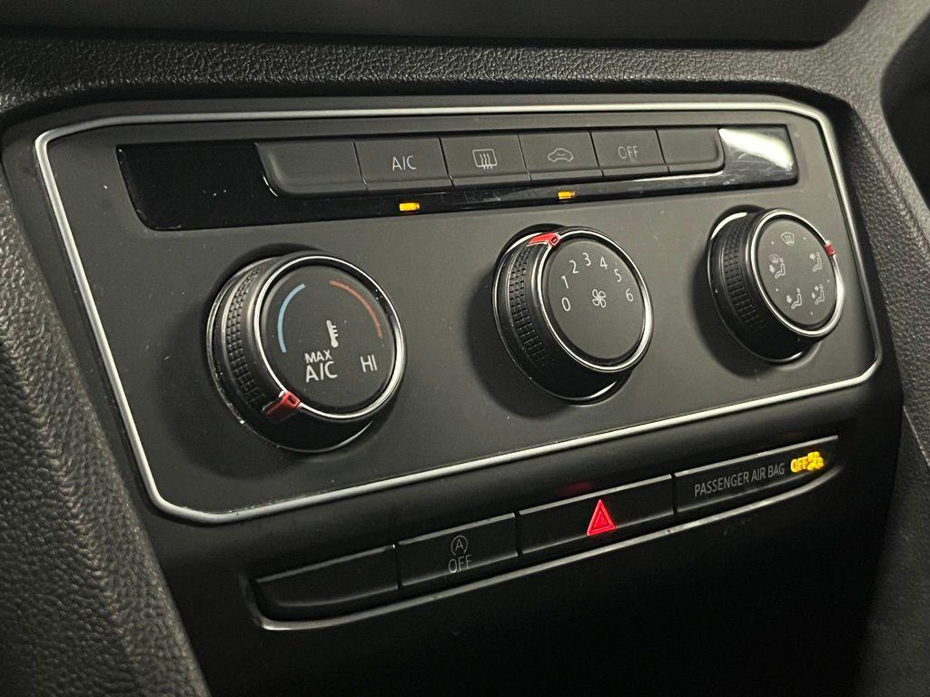 used 2021 Volkswagen Atlas Cross Sport car, priced at $18,500