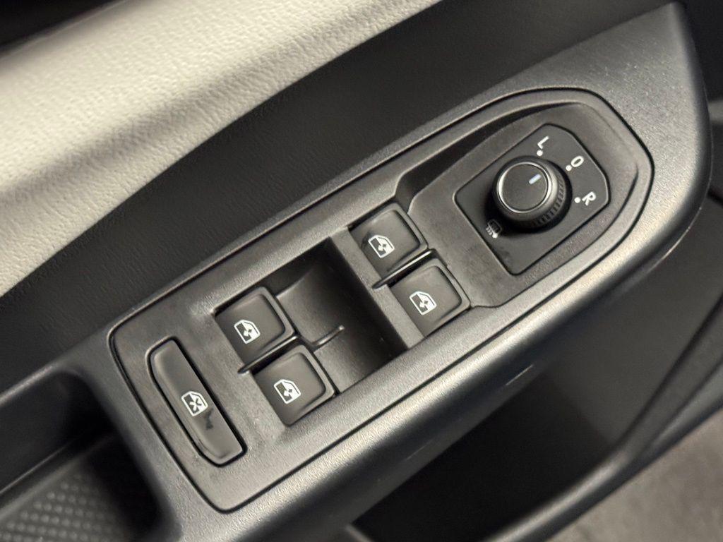 new 2025 Volkswagen Taos car, priced at $27,556