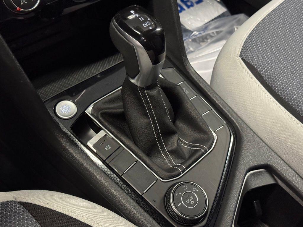 new 2025 Volkswagen Taos car, priced at $27,556