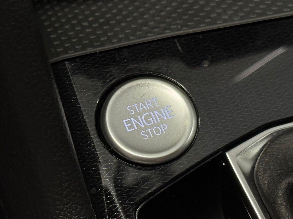 new 2025 Volkswagen Taos car, priced at $27,556