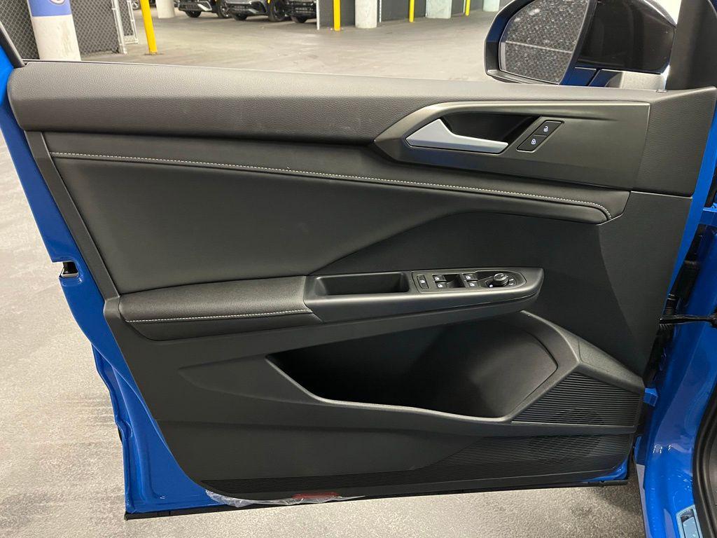 new 2025 Volkswagen Taos car, priced at $31,121