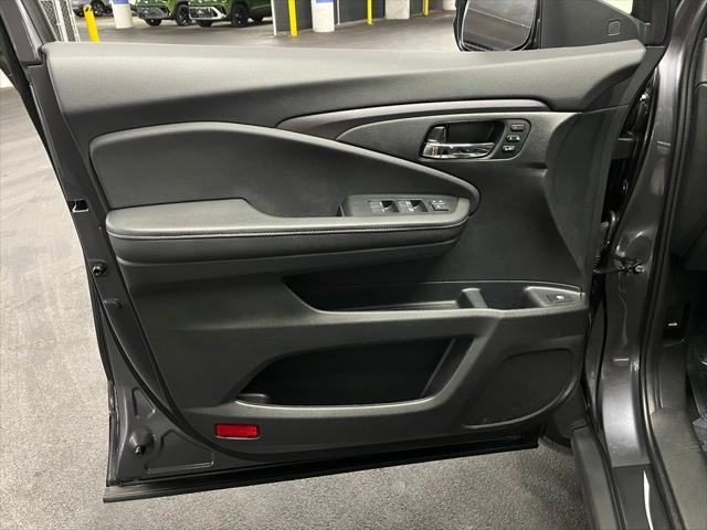 used 2023 Honda Ridgeline car, priced at $35,500