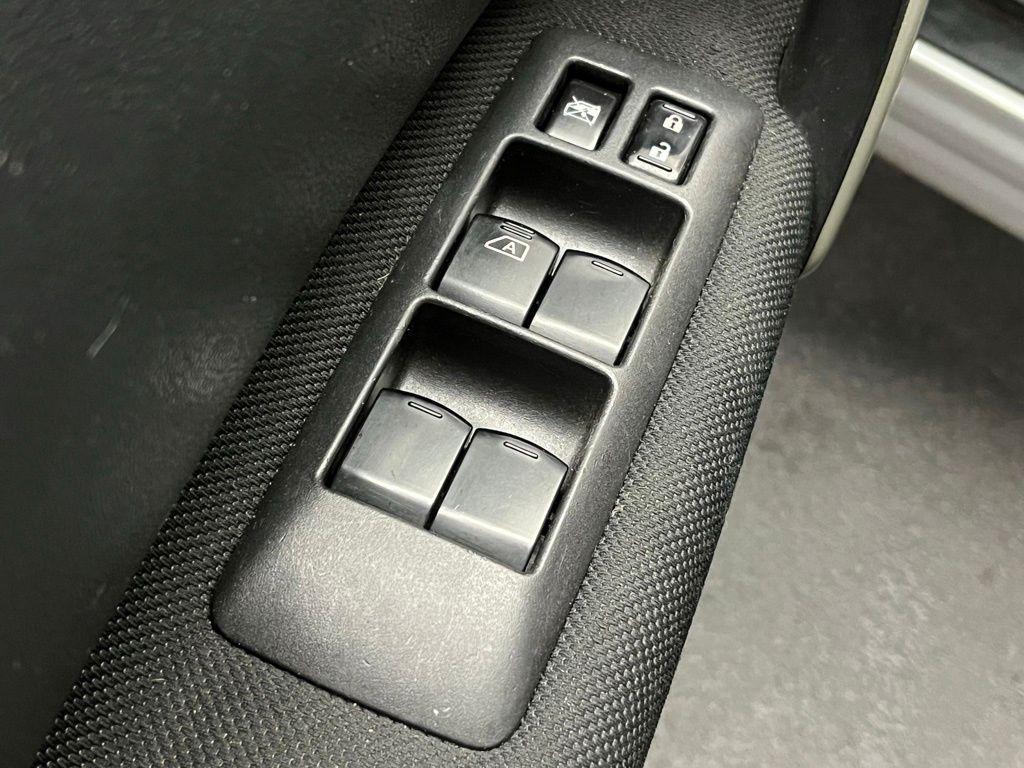 used 2014 Nissan Rogue Select car, priced at $8,000