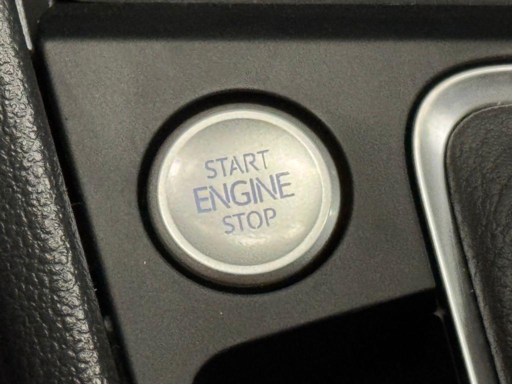 new 2025 Volkswagen Jetta car, priced at $25,500