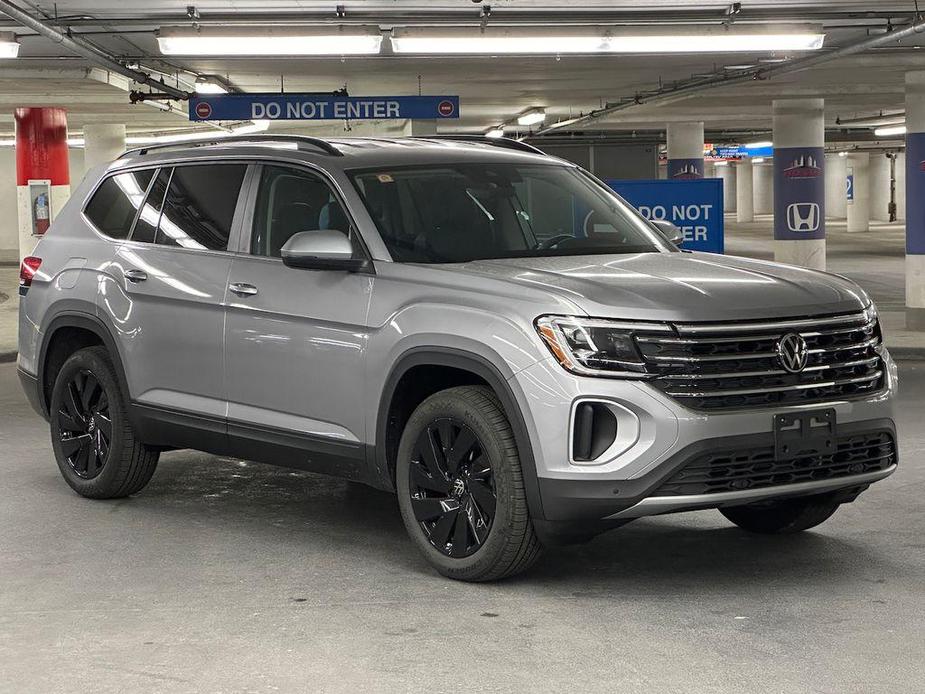 new 2024 Volkswagen Atlas car, priced at $41,801