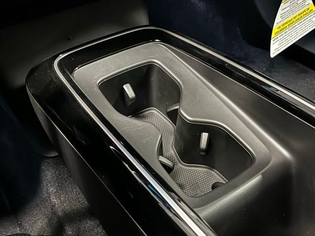 new 2025 Volkswagen ID.4 car, priced at $51,370