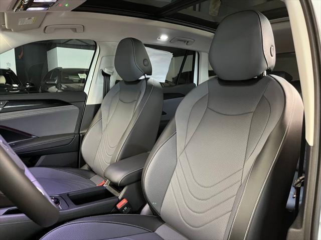 new 2025 Volkswagen Tiguan car, priced at $37,121