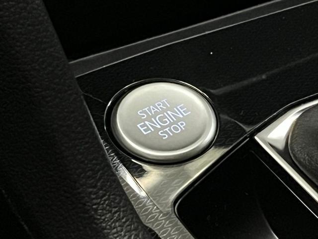new 2025 Volkswagen Taos car, priced at $29,035