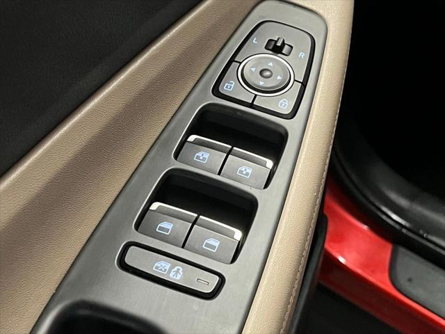 used 2023 Hyundai Santa Fe car, priced at $23,000