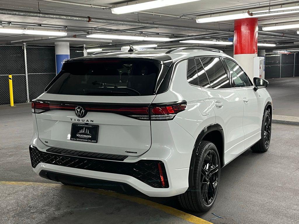 new 2025 Volkswagen Tiguan car, priced at $38,354