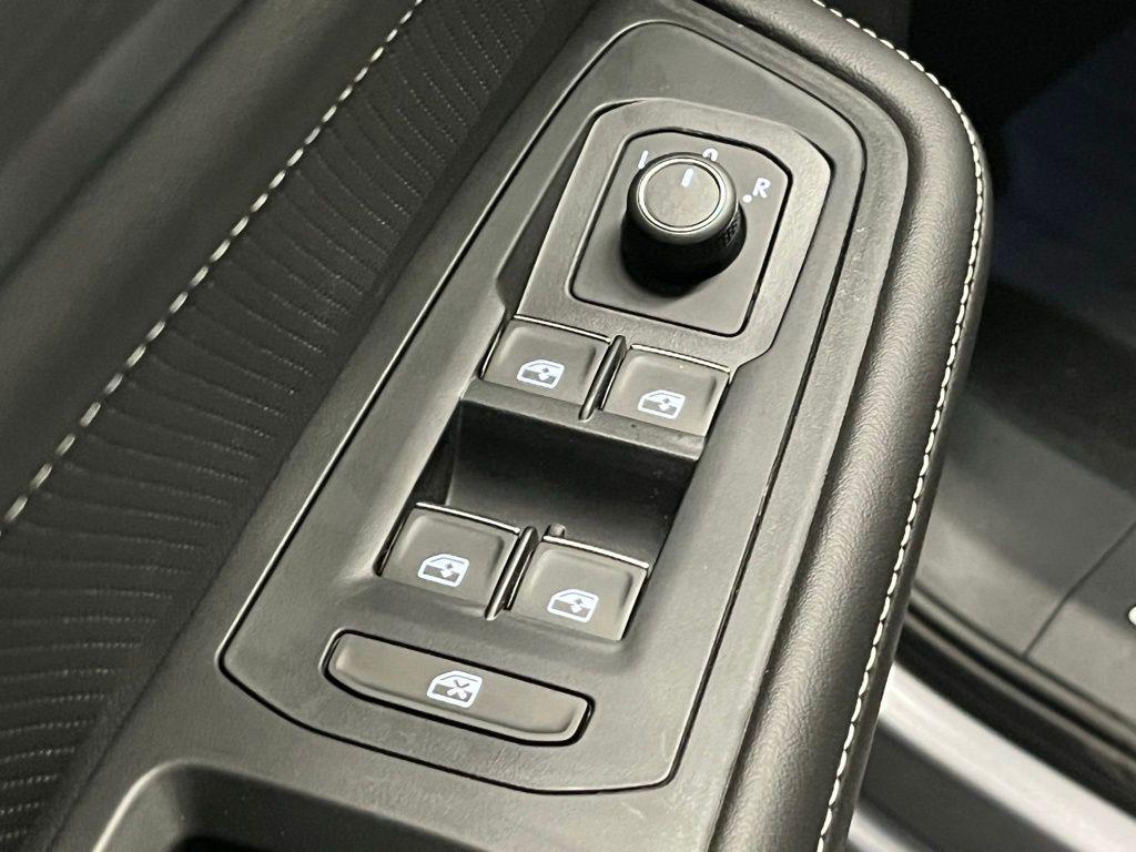 new 2025 Volkswagen Atlas Cross Sport car, priced at $41,520