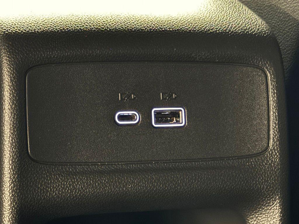 used 2024 Buick Envista car, priced at $24,000