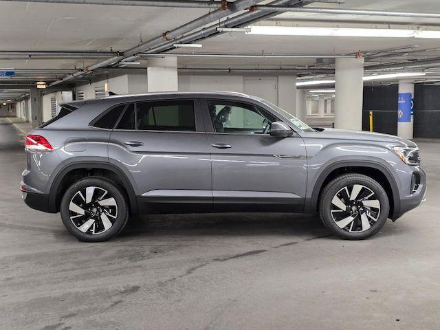 new 2024 Volkswagen Atlas Cross Sport car, priced at $36,692